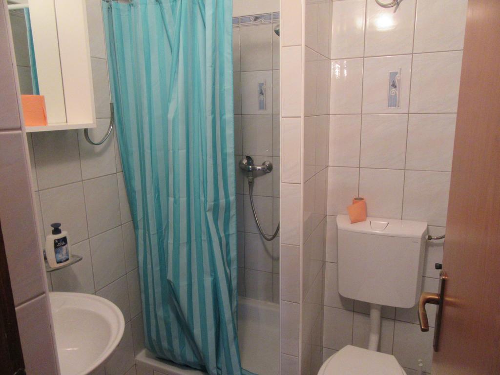 Ražanac Apartments Leon מראה חיצוני תמונה