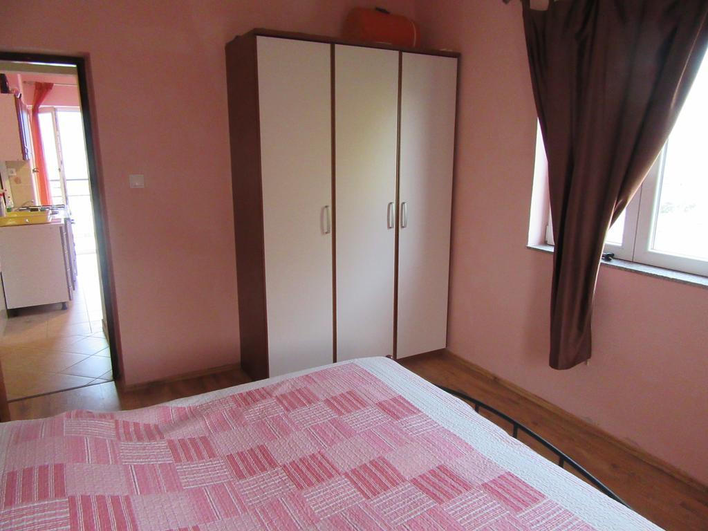 Ražanac Apartments Leon מראה חיצוני תמונה