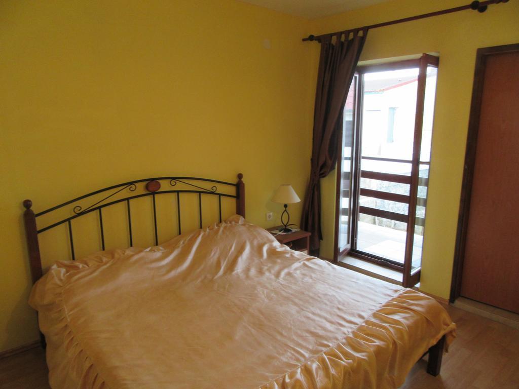 Ražanac Apartments Leon מראה חיצוני תמונה