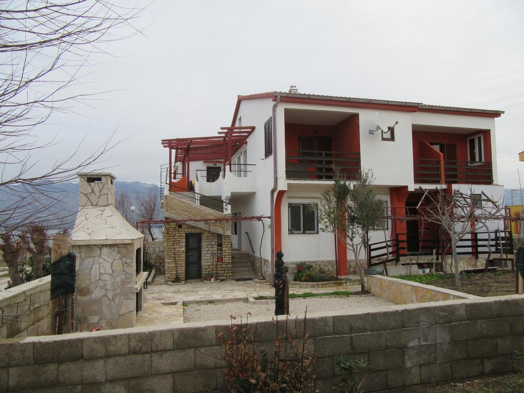 Ražanac Apartments Leon מראה חיצוני תמונה