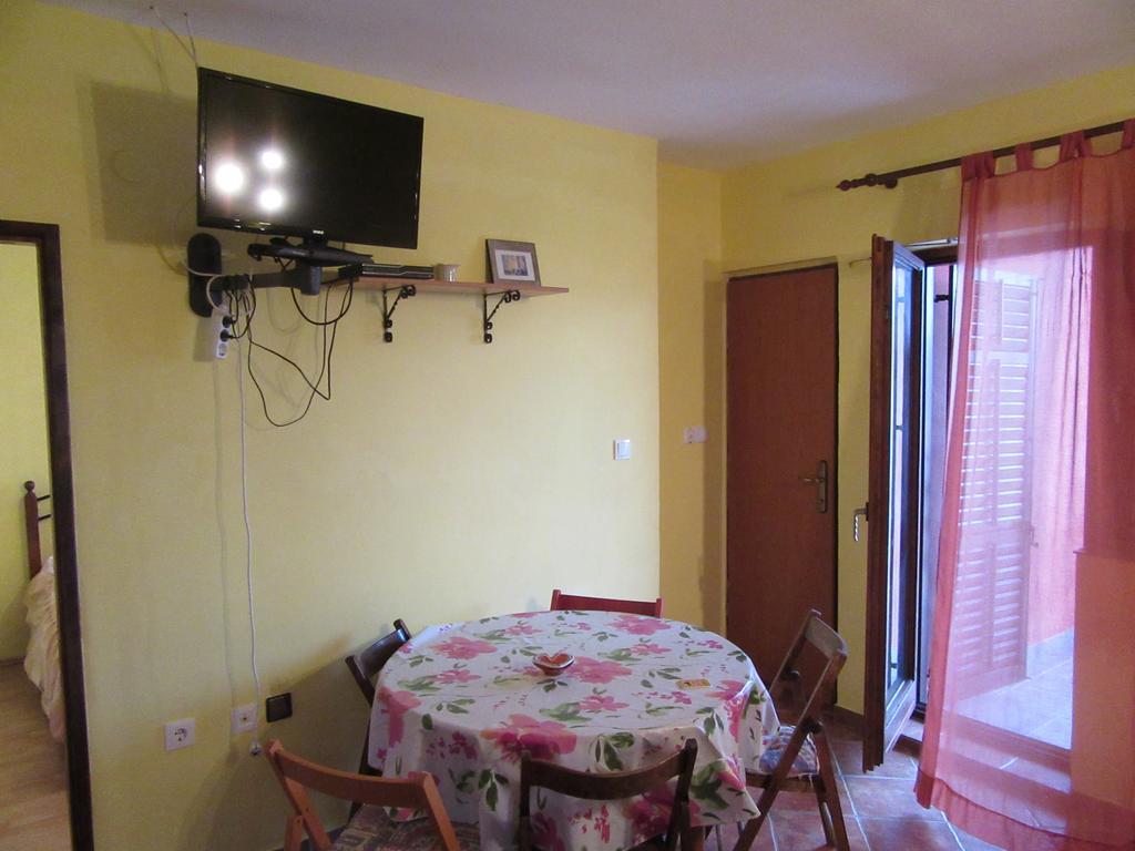 Ražanac Apartments Leon מראה חיצוני תמונה