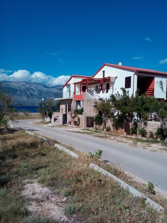 Ražanac Apartments Leon מראה חיצוני תמונה