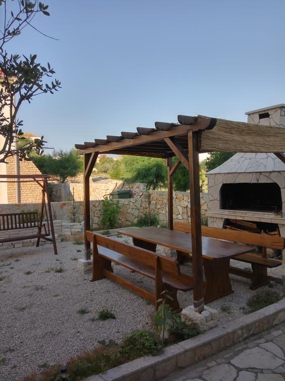 Ražanac Apartments Leon מראה חיצוני תמונה