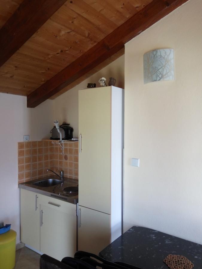 Ražanac Apartments Leon מראה חיצוני תמונה
